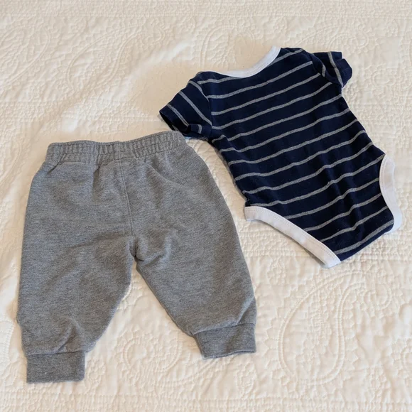 Nike Navy and White Striped Infant Bodysuit - Picture 4 of 5
